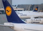 Lufthansa tarif müharibəsi və işgüzar səfərlərin kəsilməsi fonunda xərcləri azaldır