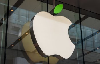 “Apple”-ın rüblük xalis mənfəəti və gəliri azaldı