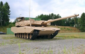 Slovakiya “Leopard 2A8” tanklarının alışını nəzərdən keçirir