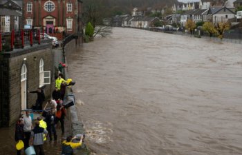 Böyük Britaniyada “Bert” fırtınası höküm sürür