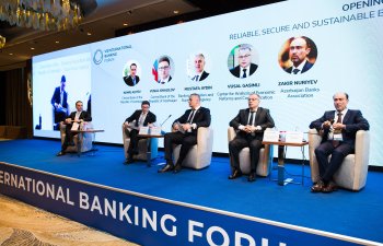 ETİBARLI, TƏHLÜKƏSİZ VƏ DAYANIQLI BANKÇILIQ –VIII Beynəlxalq Bankçılıq Forumu başa çatdı