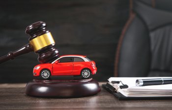 Növbəti hərracda 55 nəqliyyat vasitəsi satılıb