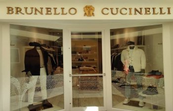 EssilorLuxottica üçüncü rübdə rekord gəlir əldə etdi