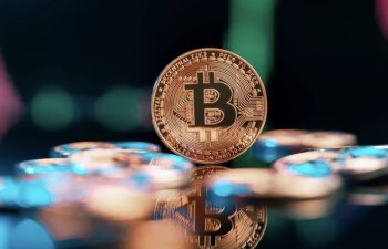 Bitkoin çərşənbə axşamı 90.000 dollardan aşağı düşdü və aprel ayından bəri ən aşağı səviyyəyə düşdü.