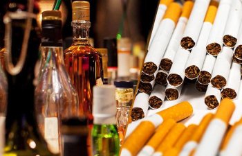 Azərbaycanda içkilər və tütün məhsullarının pərakəndə satışı artıb