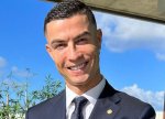 Ronaldonun reklam etdiyi 250 min manatlıq qol saatları - Fotolar