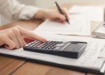 Azərbaycana birbaşa xarici investisiyalarda neft-qaz sektorunun payı azalıb