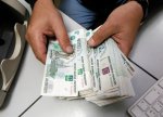 Rusiyada dolların məzənnəsi 101 rublu ötüb