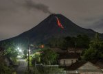 İndoneziyadakı Merapi vulkanı yenidən püskürməyə başlayıb