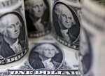 Dolların qiyməti yenə düşdü, bazarlar çətinliyə düşüb