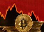 Bitcoin üç aylıq minimuma düşdü