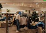 Burberry tam illik itki, 17% gəlir azalması barədə məlumat verir