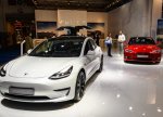 Musk ən azı daha beş il Teslanın sükanı arxasında qalmaq niyyətindədir