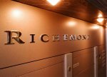 Zərgərlik şirkəti Richemont rüblük gəlirini 3% artırdı