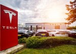 Teslanın gəliri 2-ci rübdə 12%, xalis mənfəəti 16% azalıb