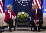 Ursula fon der Leyen və Tramp ticarət əlaqələrini müzakirə etmək üçün görüşür