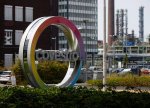 AK, ADNOC-un Covestro kimya şirkətini satın alması ilə bağlı araşdırmaya başladı