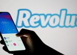 Revolut işçiləri səhmlərini satışa çıxardı – Startapın dəyəri 75 milyard dollar