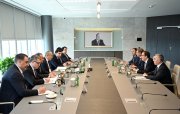 "Japan Tobacco International" şirkətinin baş icraçı direktoru ilə görüş keçirilib