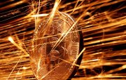 Bitcoin 100 000 dollara yaxınlaşır