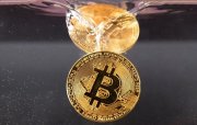 Bitcoin bahalaşdı