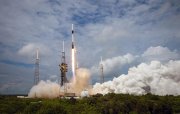 SpaceX 2025-ci ildə yeni rekorda doğru irəliləyir