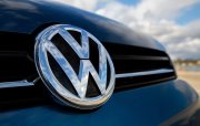 Volkswagen 20 min işçi ilə vidalaşır