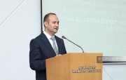 Rektor: Halal qida sektoru iqtisadiyyatı
iki
trilyon dollardan yüksəkdir