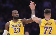 Los Angeles Lakers 10 milyard dollara satılacaq