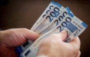 İş yerinə və əlavə sənədə ehtiyac olmadan 500 AZN-dək kredit əldə edilə bilər