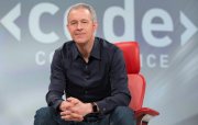 Apple-da COO dəyişir: Ceff Uilyams gedir, Sabih Xan gəlir
