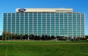 Ford, qapıların təmizlənməsi riski səbəbiylə ABŞ-da 102 min taurusu xatırladır