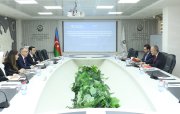 Vüsal Qasımlı OECD nümayəndələrini qəbul edib