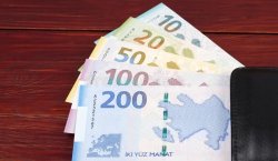 Əməkhaqqı və təqaüd alanlara girovsuz avans krediti imkanı