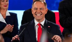 Polşada konstitusiya islahatları gündəmdə: Navrotskidən 2030 vizyonu