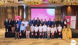 “Nar” ilin ən uğurlu abituriyentlərini mükafatlandırdı