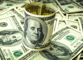 Dolların sabaha olan rəsmi məzənnəsi AÇIQLANIB