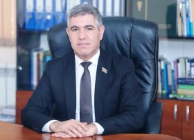 Azərbaycanın xarici ticarət dövriyyəsi 6,4 milyard dollar olub - Vüqar Bayramov
