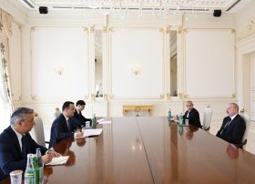 Prezident İlham Əliyev Özbəkistanın investisiya, sənaye və ticarət nazirini qəbul edib