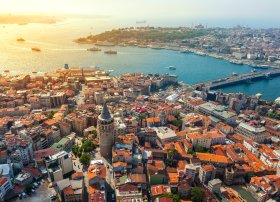 Yanvar-aprel aylarında Rusiya vətəndaşları Türkiyədə 1 654 daşınmaz əmlak satın alıblar