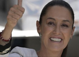 Meksikanın 200 illik tarixində ilk dəfə qadın prezident seçilib