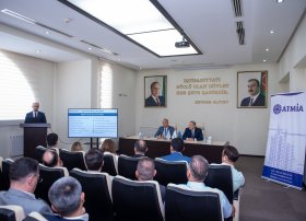 Sahibkarlarla görüş keçirilib