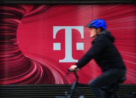 Deutsche Telekom ödənilməmiş faizlə bağlı Aİ məhkəməsində qalib gəlir