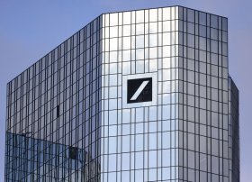 Deutsche Bank 10 yeni işçi ilə Yaxın Şərqin rifahını hədəfləyir