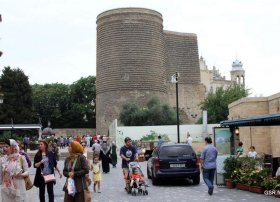 Yaxın Şərq ölkələrindən Azərbaycana turist axınında 40 faizədək artım var