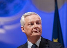 Le Maire, Fransanın əlavə 3 milyard avro vergi gəliri əldə etdiyini iddia edir