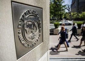 BVF ABŞ-ı riskli kəsir, borc, ticarət və bank qaydalarına görə tənqid edir