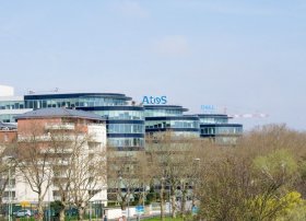 Atos Saga ECB-ni vurur
