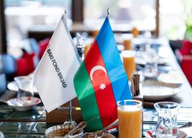 Bakı Fond Birjasının rəsmiləri Milli Mətbuat günü münasibətilə media nümayəndələri ilə görüşüb
