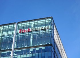 Fitch yaxın illər üçün neft və qaz qiymətləri ilə bağlı proqnozunu təsdiqləyib